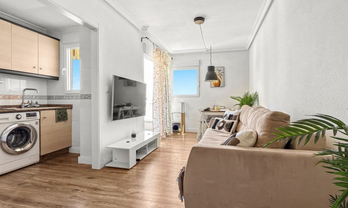 Használt Ingatlanok - Apartman -
Torrevieja - Costa Blanca