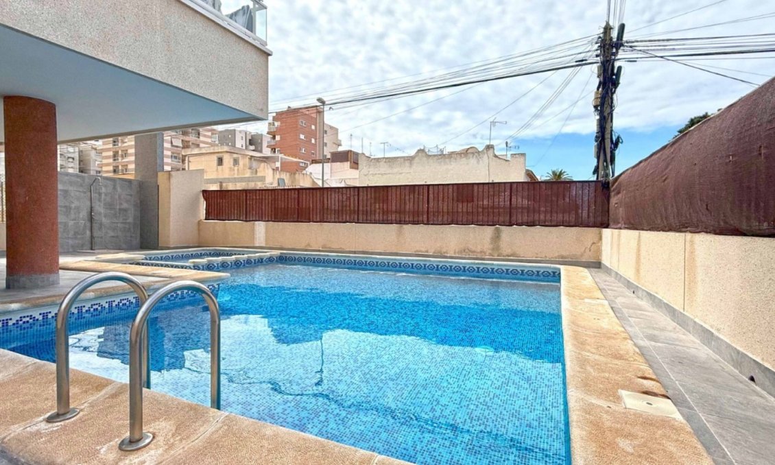 Használt Ingatlanok - Apartman -
Torrevieja - Costa Blanca