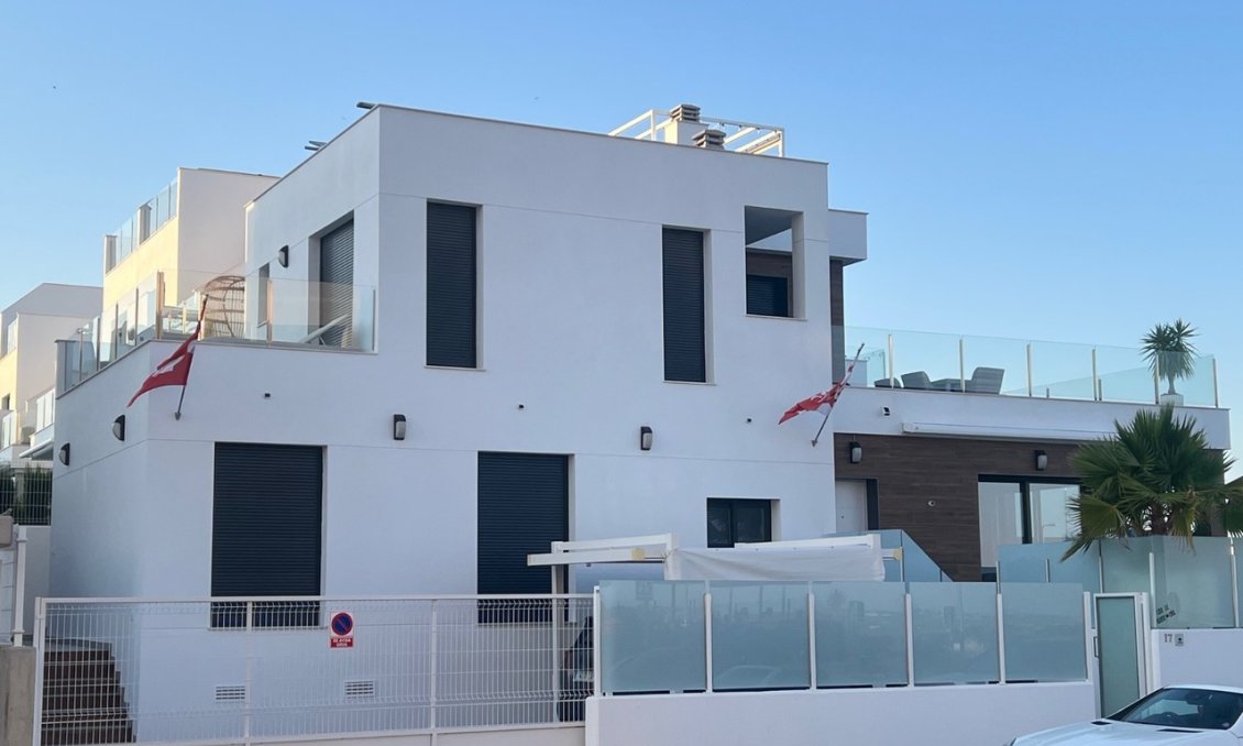 Revânzare - Vilă -
Los Montesinos - Costa Blanca