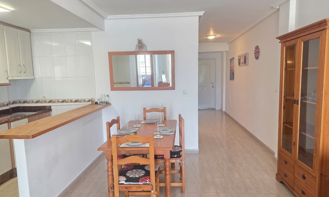 Segunda mano - Apartamento -
Villamartin - Costa Blanca