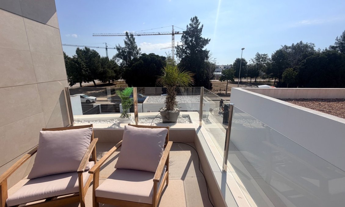 Segunda mano - Villa -
Dolores - Costa Blanca