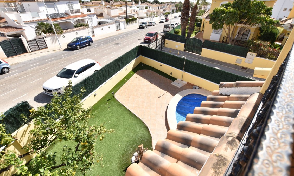Revânzare - Vilă -
Orihuela Costa - Costa Blanca