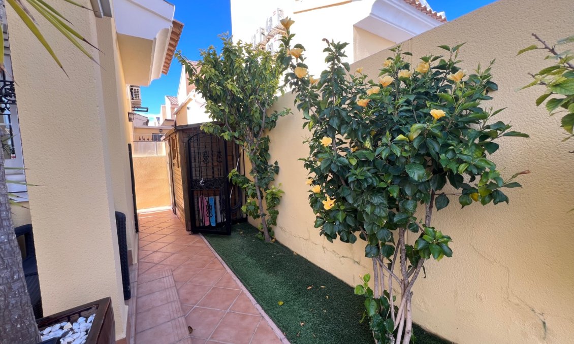 Revânzare - Vilă -
Orihuela Costa - Costa Blanca