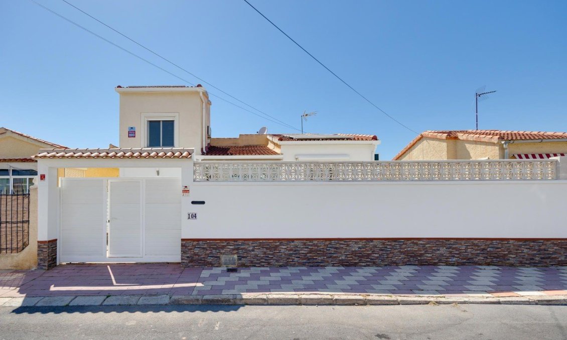 Segunda mano - Villa -
San Fulgencio - La Marina