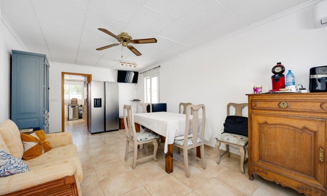 Segunda mano - Villa -
San Fulgencio - La Marina