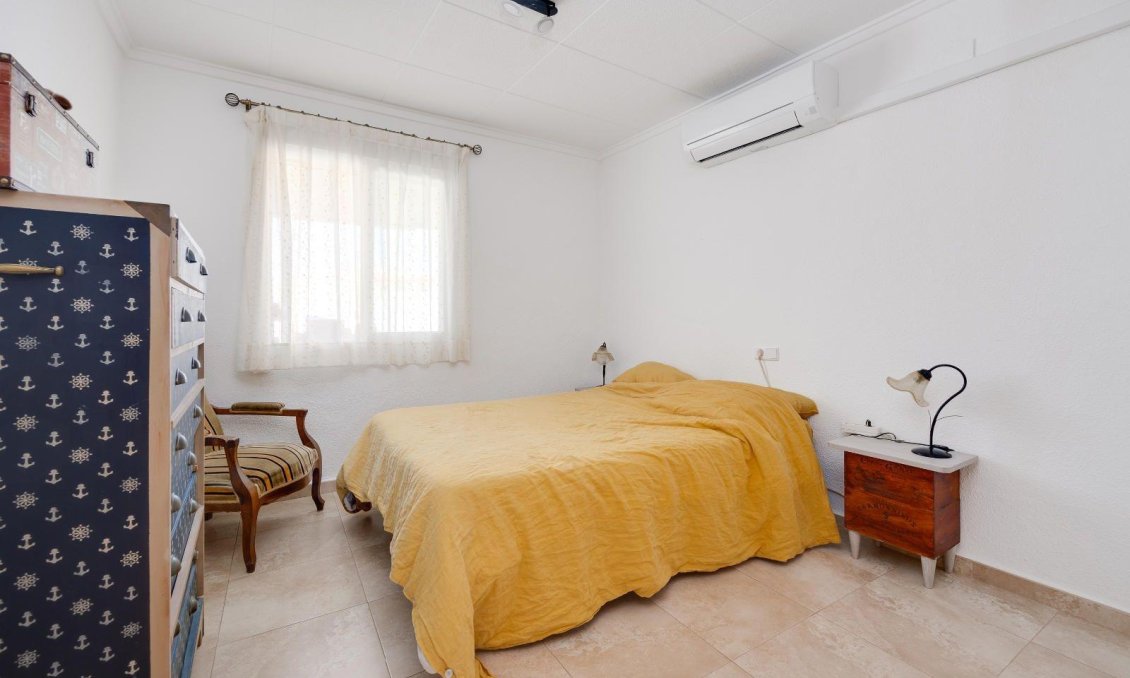 Segunda mano - Villa -
San Fulgencio - La Marina