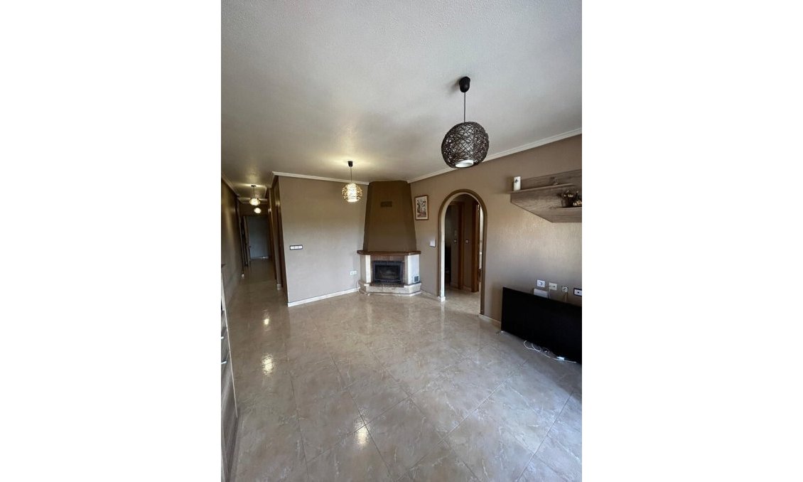 Revente - Appartement -
Torremendo