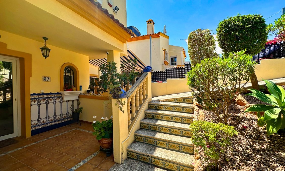 Revânzare - Vilă -
Orihuela Costa - Costa Blanca