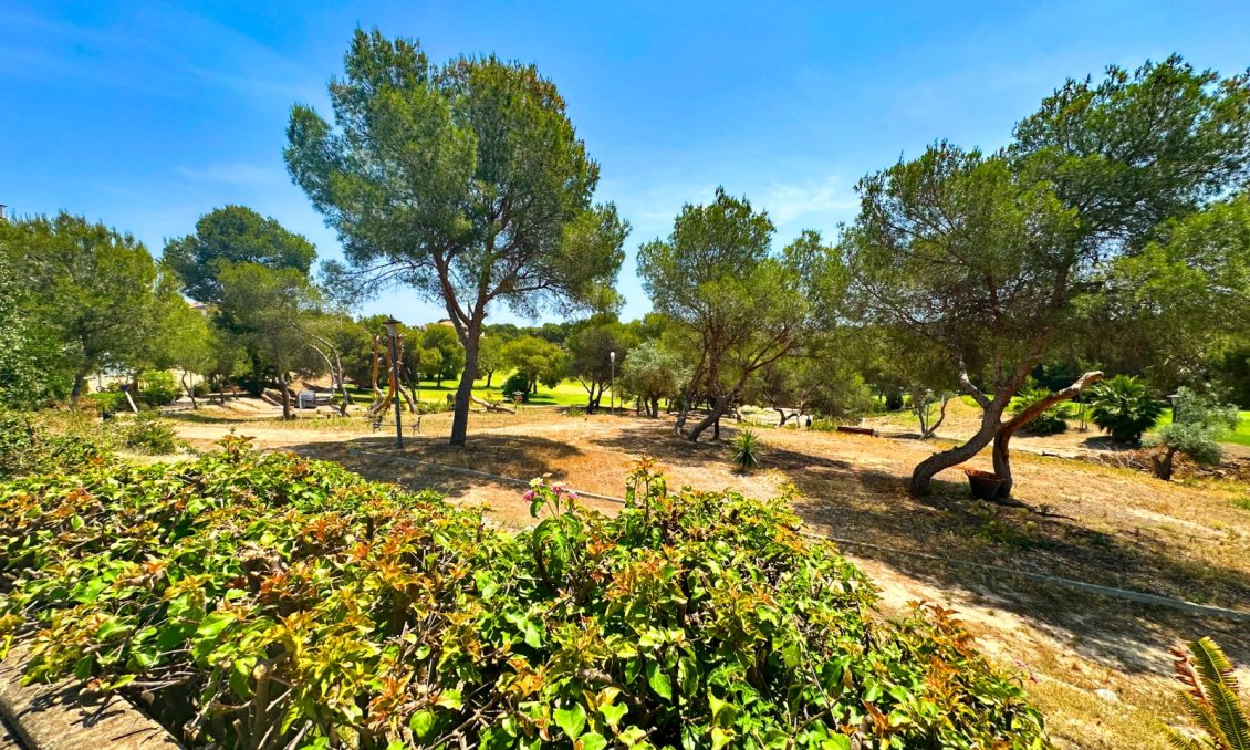 Revânzare - Vilă -
Orihuela Costa - Costa Blanca