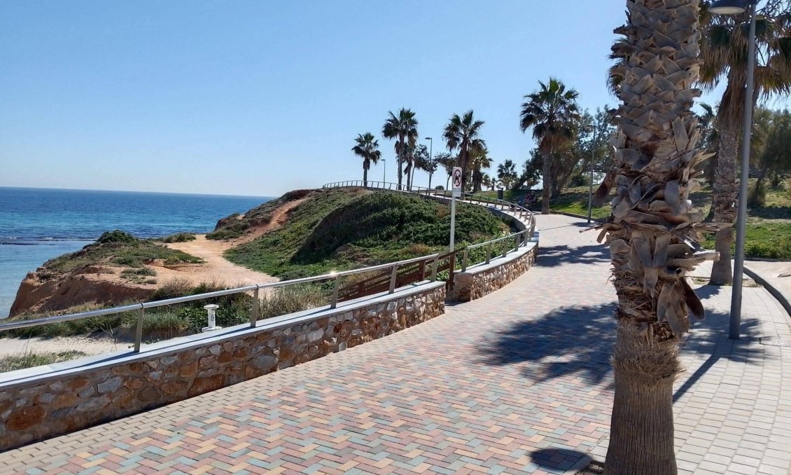 Resale - Penthouse -
Pilar de la Horadada - Pueblo Latino