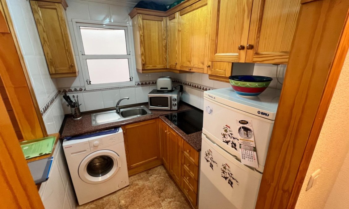 Revânzare - Apartament -
Torrevieja - PARQUE DE LAS NACIONES