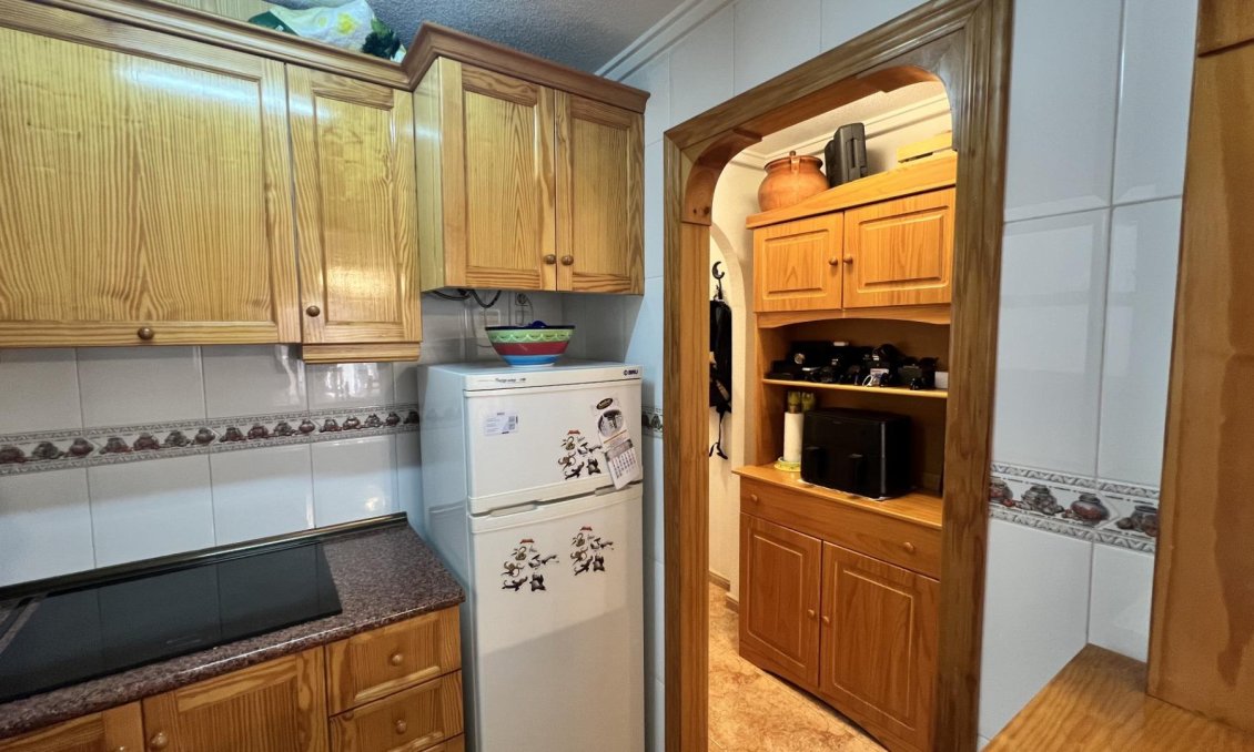 Revânzare - Apartament -
Torrevieja - PARQUE DE LAS NACIONES