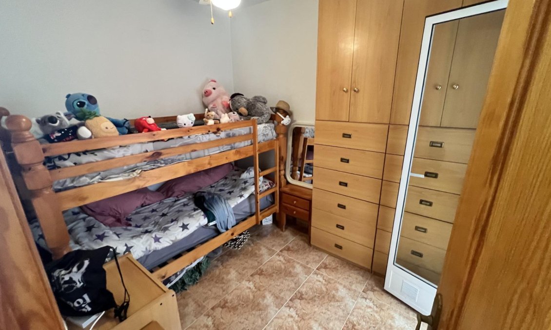 Revânzare - Apartament -
Torrevieja - PARQUE DE LAS NACIONES
