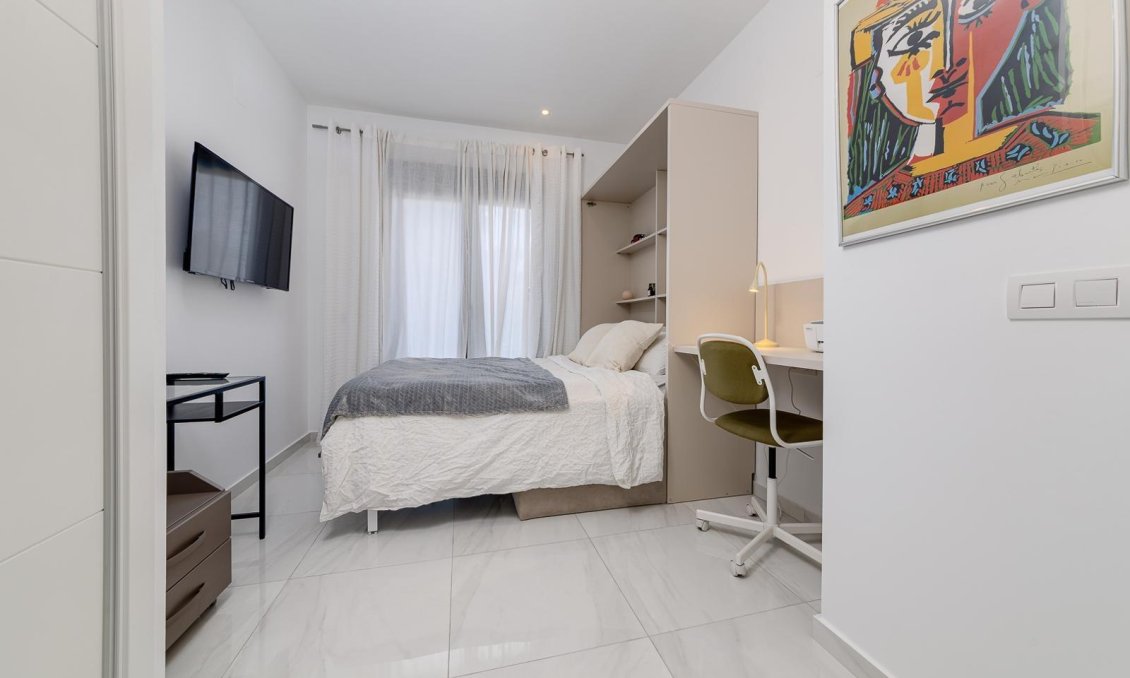 Revânzare - Casă înșiruită -
Villamartin - Orihuela Costa