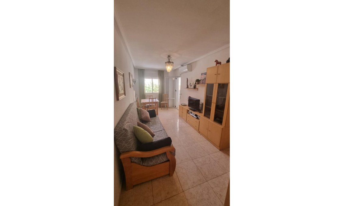 Wiederverkauf - Wohnung -
Torrevieja - Centro