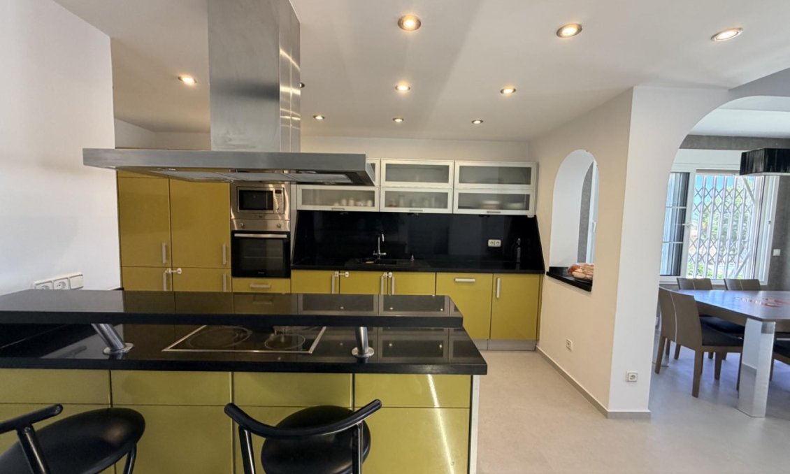 Segunda mano - Villa -
Torrevieja - Costa Blanca