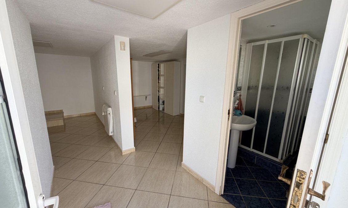 Segunda mano - Villa -
Torrevieja - Costa Blanca