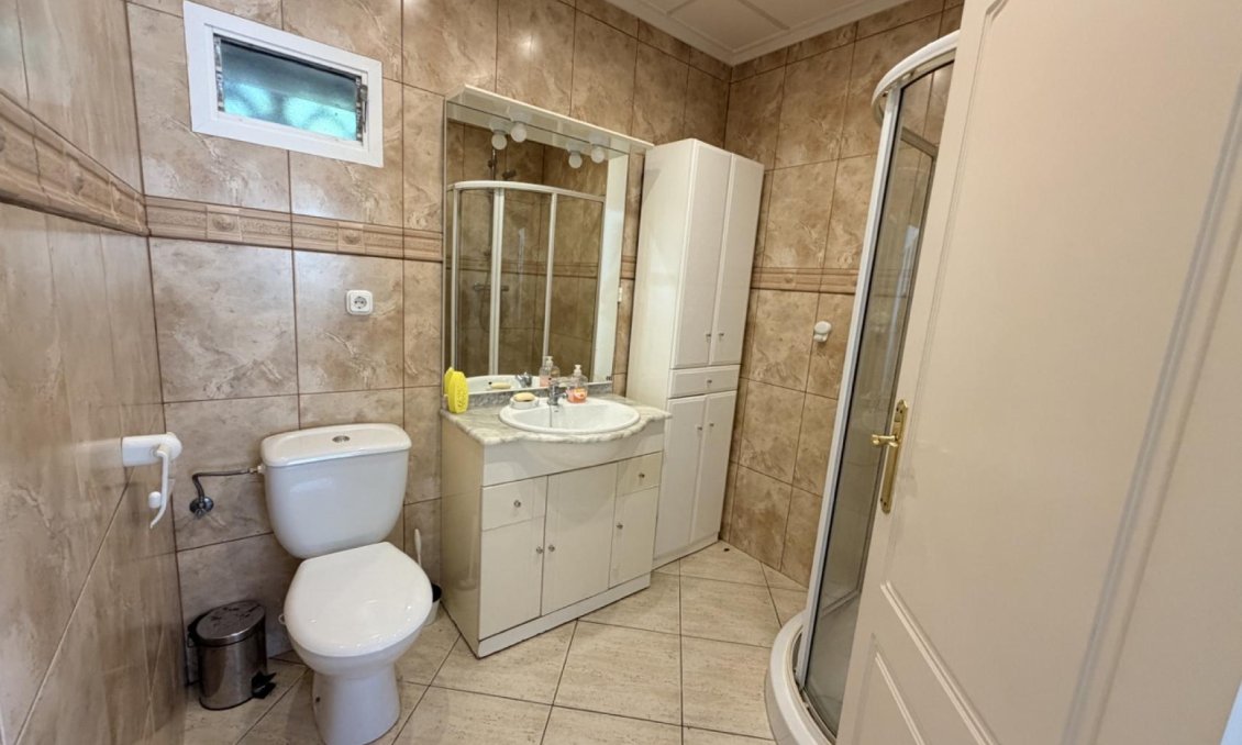 Segunda mano - Villa -
Torrevieja - Costa Blanca
