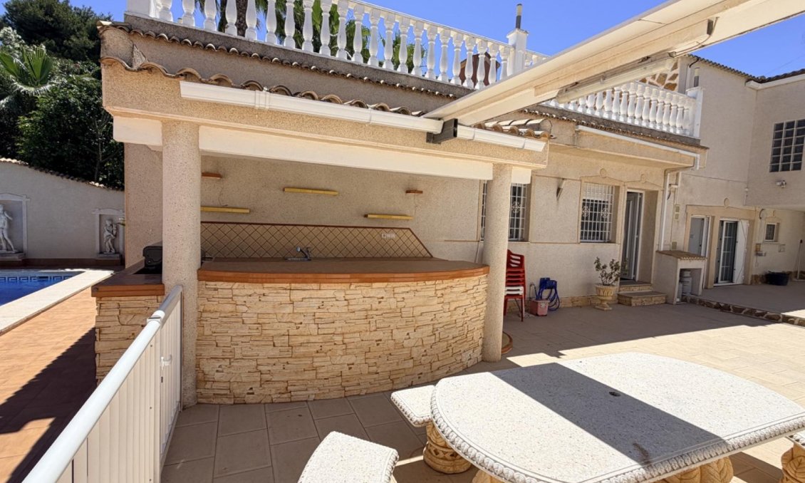 Segunda mano - Villa -
Torrevieja - Costa Blanca