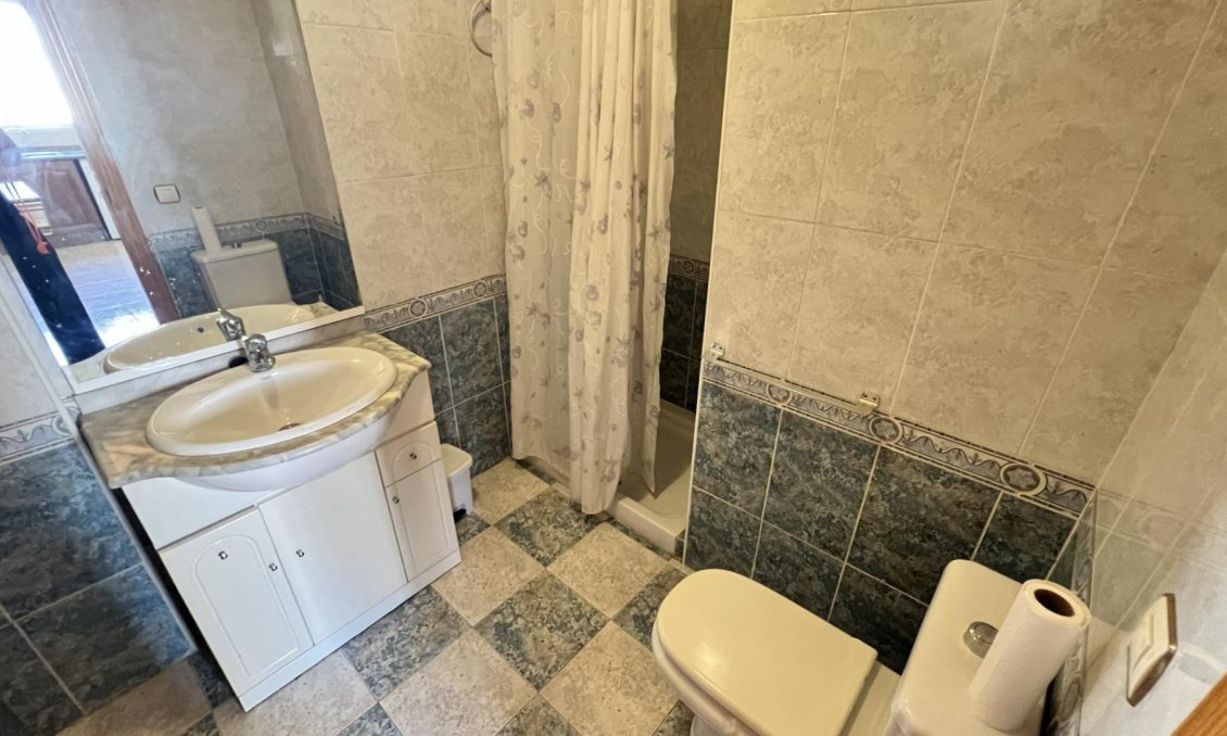 Segunda mano - Villa / Semi pareado -
Torrevieja - Aguas Nuevas