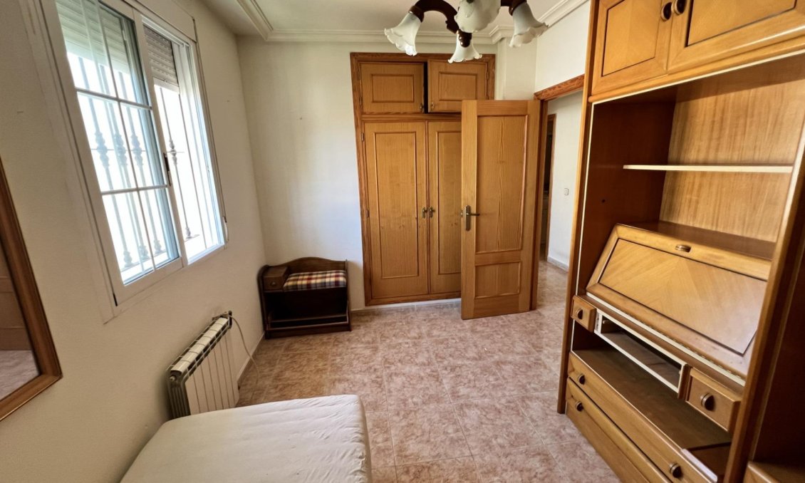 Segunda mano - Villa / Semi pareado -
Torrevieja - Aguas Nuevas