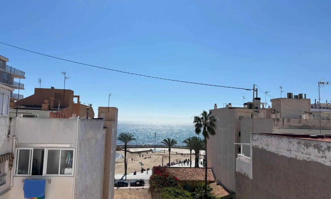 Segunda mano - Ático -
Torrevieja - Las Piscinas Naturales