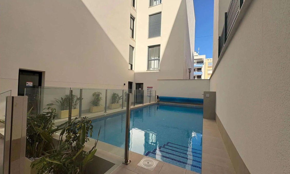 Segunda mano - Ático -
Torrevieja - Las Piscinas Naturales
