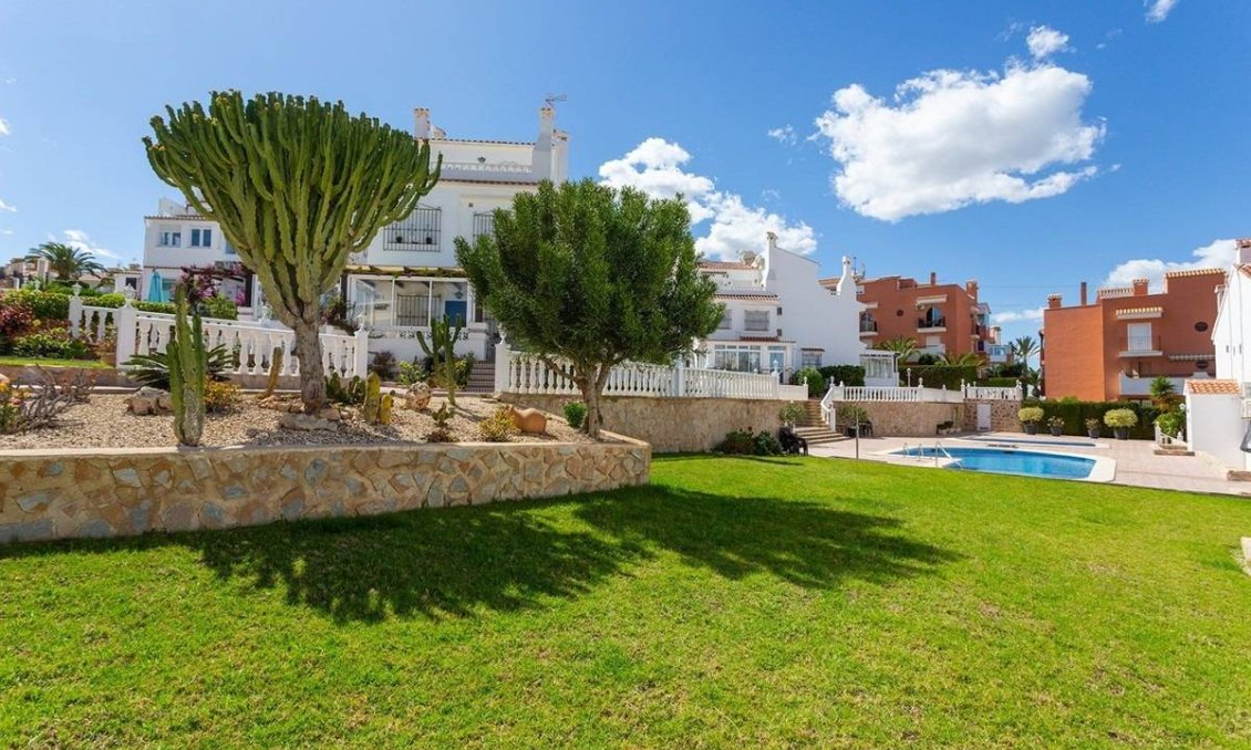 Revente - Villa -
Torrevieja - La Mata