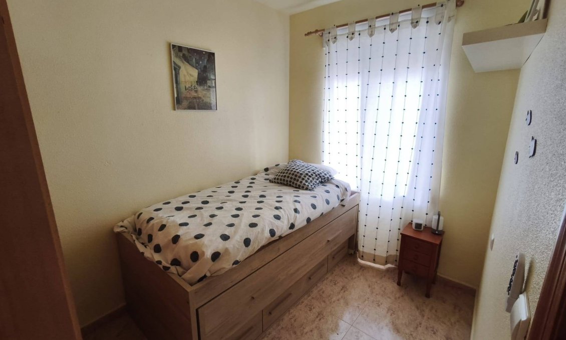 Segunda mano - Bungalow -
Orihuela Costa - Playa Flamenca
