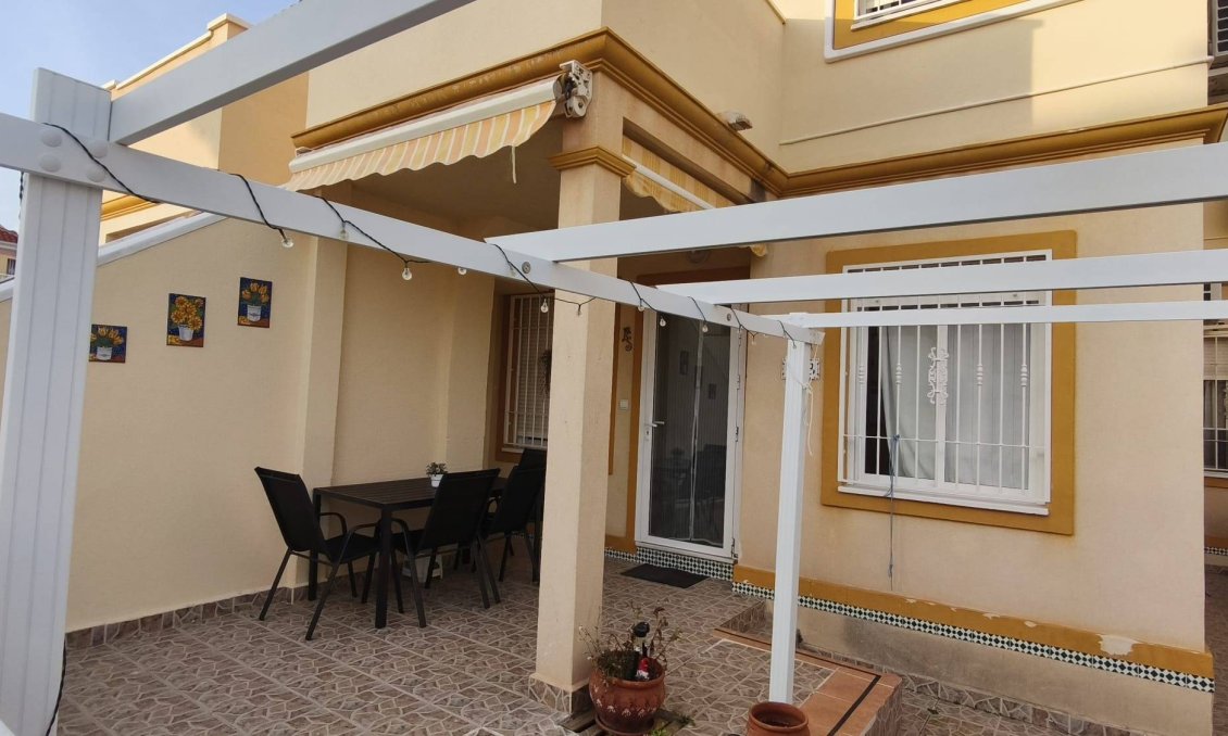 Segunda mano - Bungalow -
Orihuela Costa - Playa Flamenca