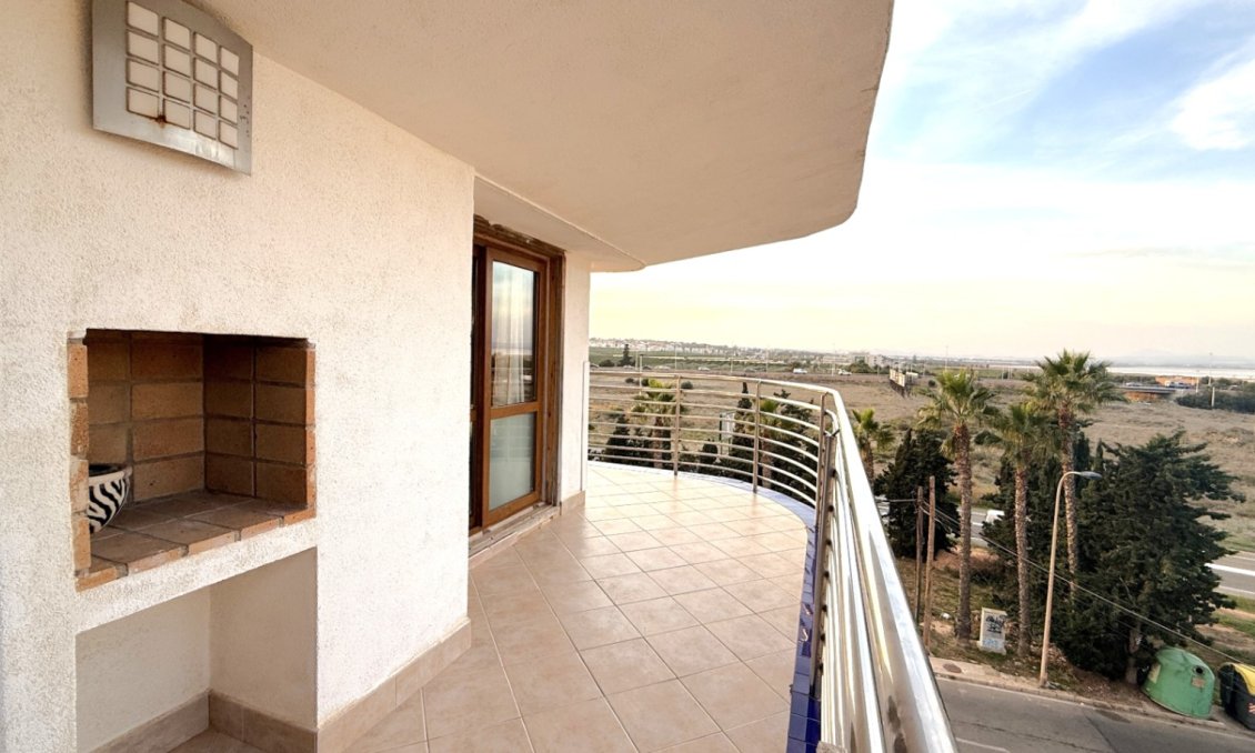Revente - Appartement -
Torrevieja - Costa Blanca