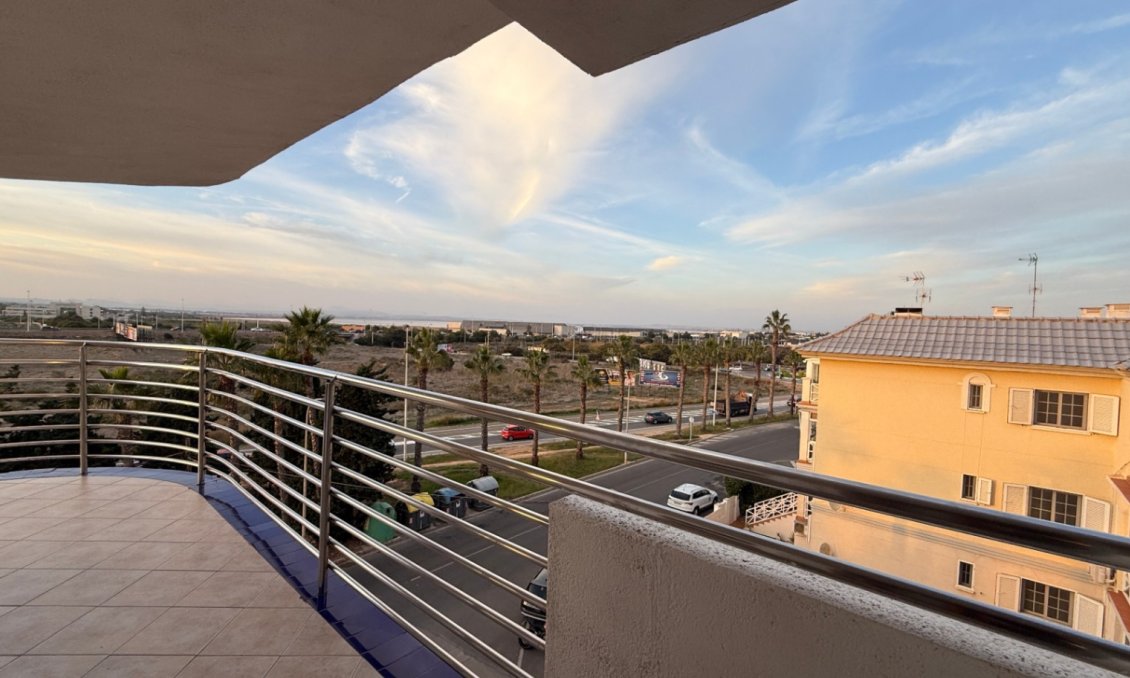 Revente - Appartement -
Torrevieja - Costa Blanca