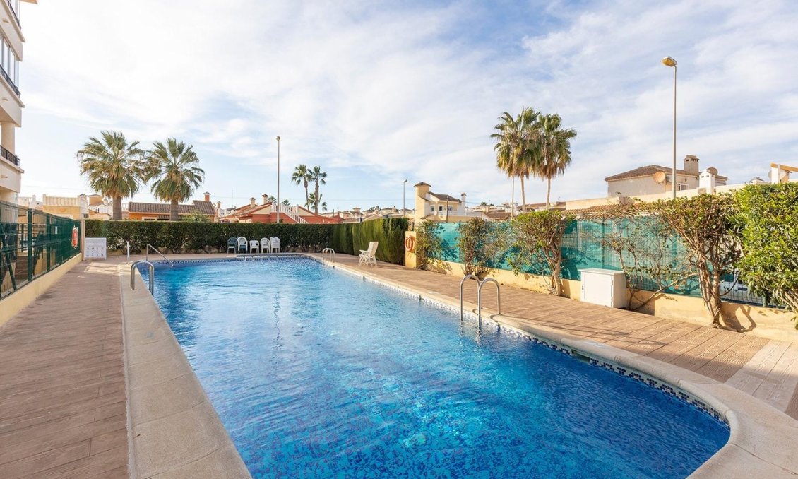 Revânzare - Apartament -
Orihuela Costa
