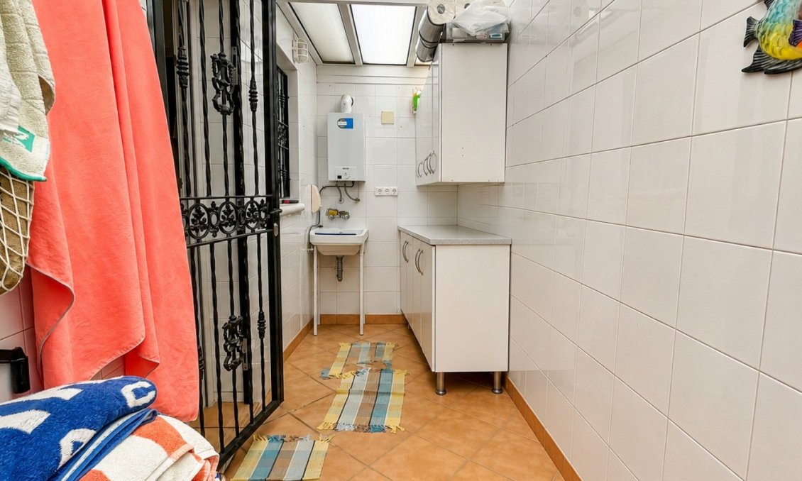Revente - Villa -
Orihuela Costa - Costa Blanca