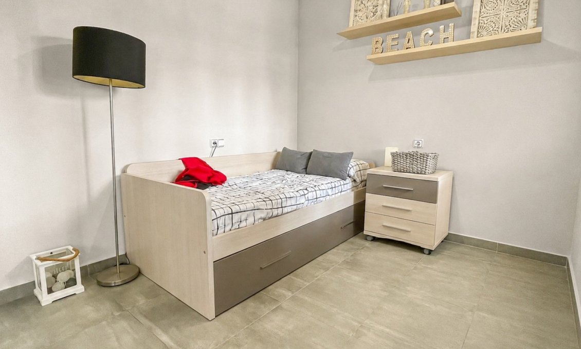 Revente - Villa -
Orihuela Costa - Costa Blanca