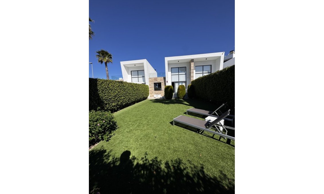 Segunda mano - Duplex -
Orihuela Costa - Costa Blanca