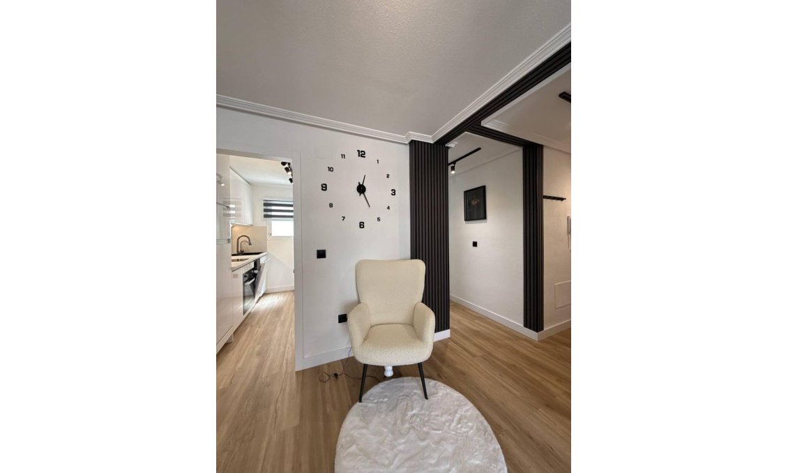 Revente - Appartement -
Torrevieja - Playa del Cura