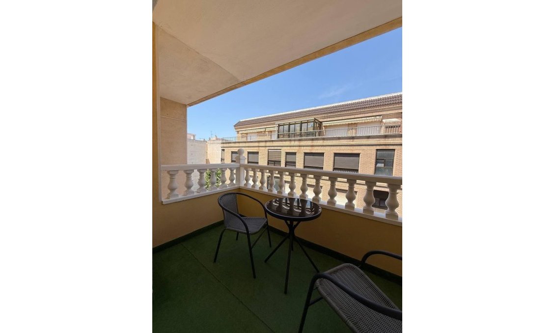 Revente - Appartement -
Torrevieja - Playa del Cura