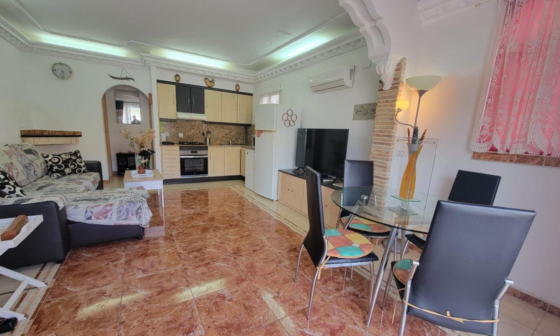 Revente - Maison de ville -
Torrevieja - El Chaparral