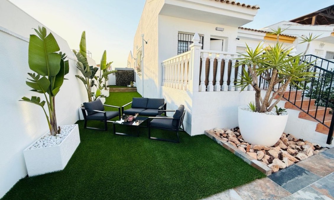 Revente - Villa -
Sucina - Inland