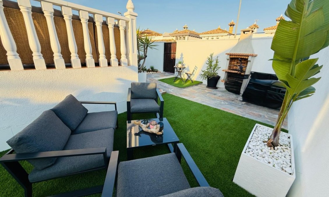 Revente - Villa -
Sucina - Inland