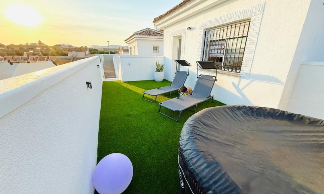 Revente - Villa -
Sucina - Inland