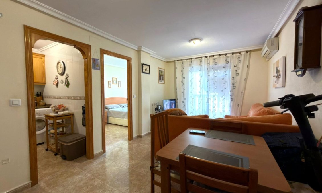 Revente - Appartement -
Torrevieja - Curva Del Palangre