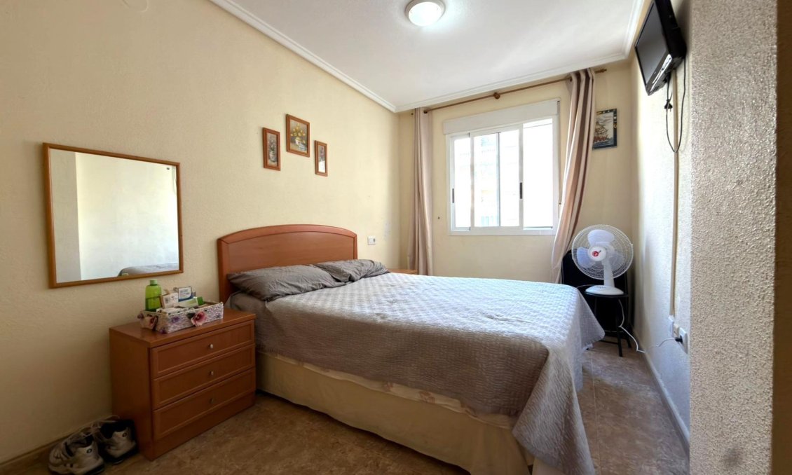 Revente - Appartement -
Torrevieja - Curva Del Palangre