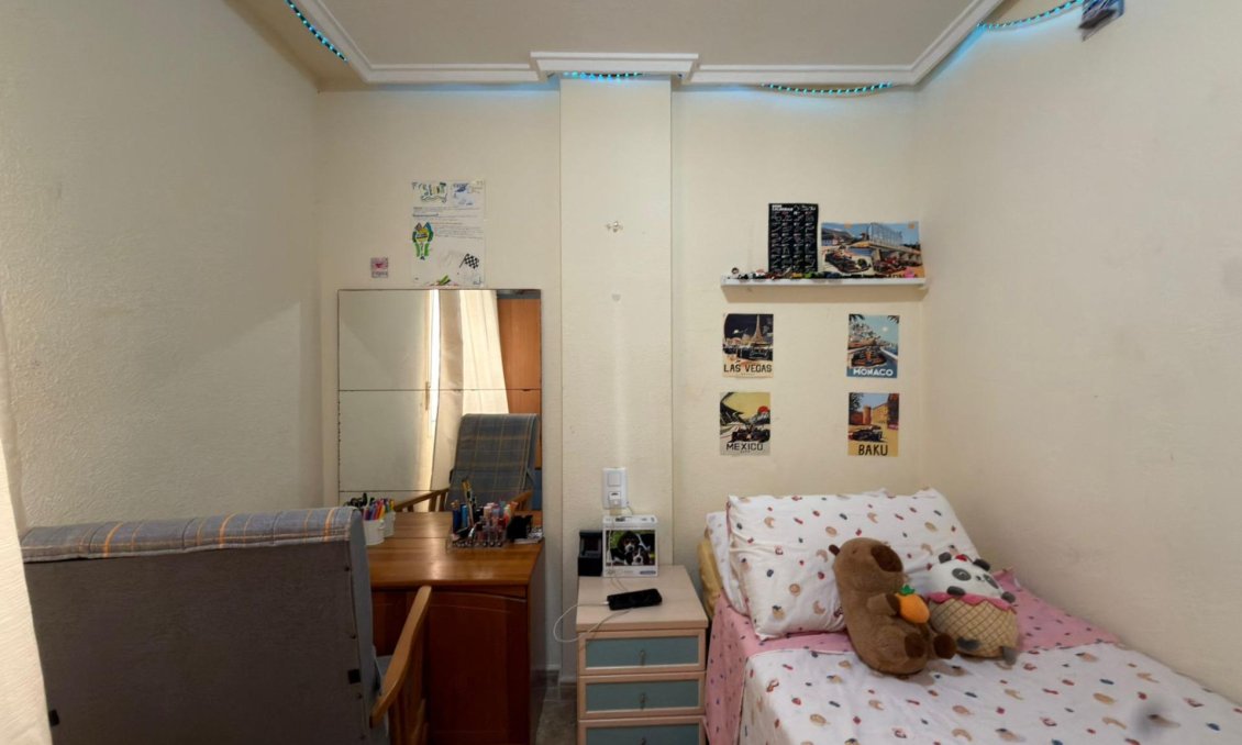 Revente - Appartement -
Torrevieja - Curva Del Palangre