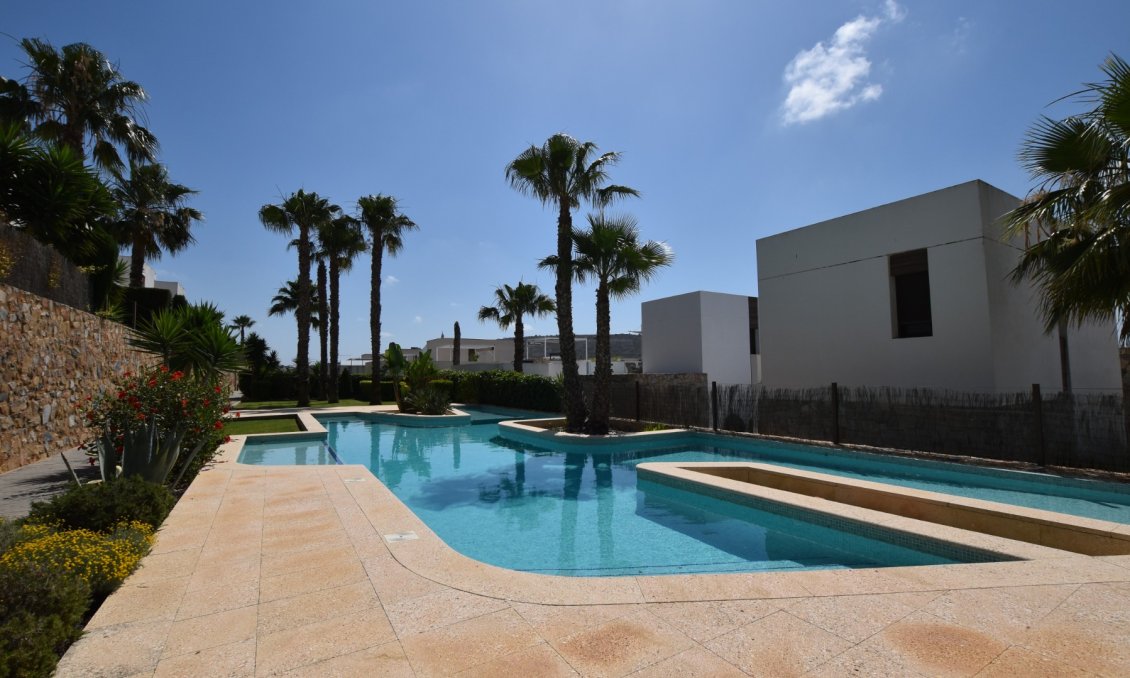 Revente - Appartement -
Algorfa - Inland