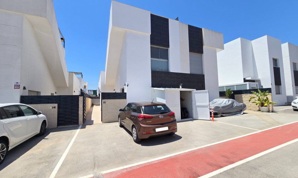 Revente - Villa -
Ciudad Quesada - Costa Blanca
