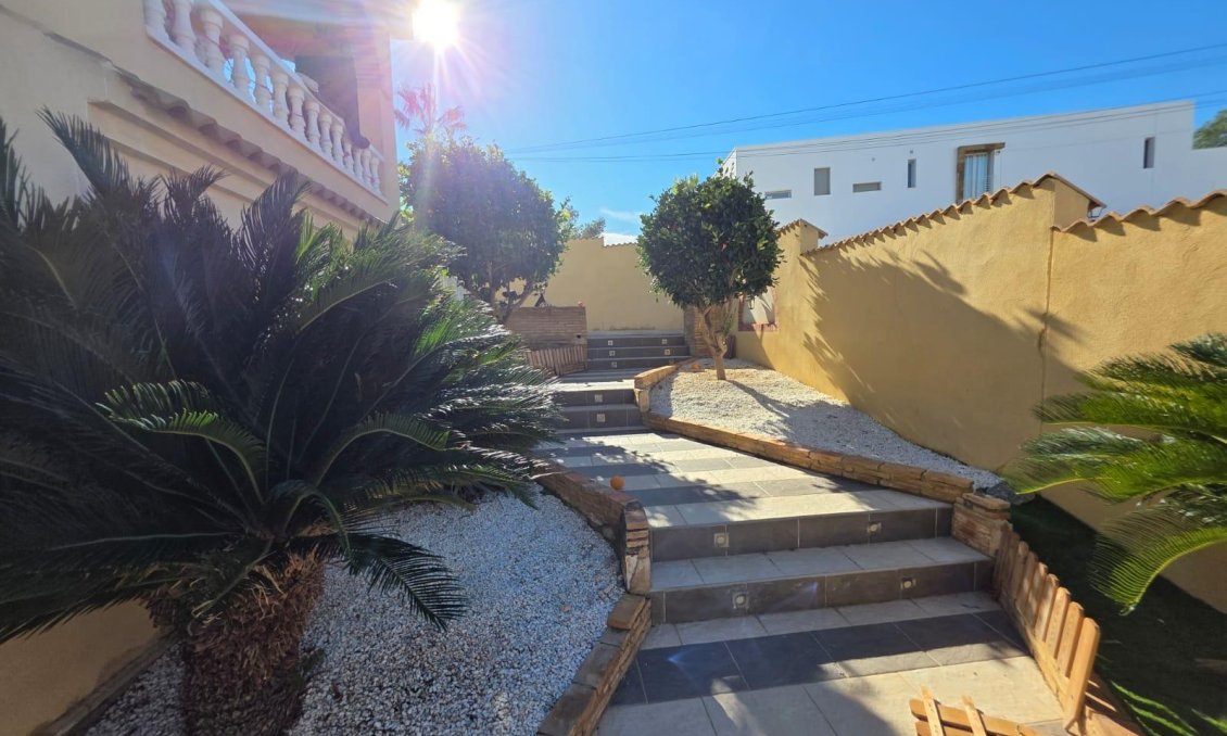 Wiederverkauf - Villa -
Orihuela Costa - Villamartín-las Filipinas