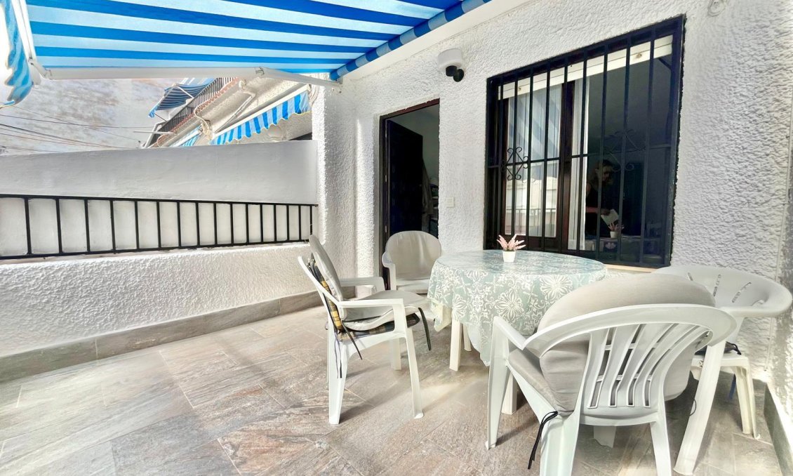 Segunda mano - Apartamento -
Torrevieja - Playa de los Locos