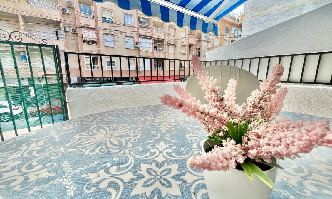 Segunda mano - Apartamento -
Torrevieja - Playa de los Locos